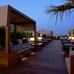 1898 Hotel 4*