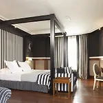 1898 Hotel 4*