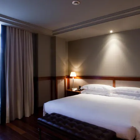 1898 Hotell