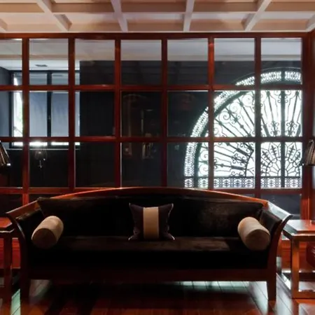 1898 Hotell 4*